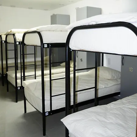 готельно-ресторанний комплекс традиція Hotel *