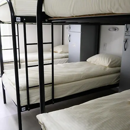 готельно-ресторанний комплекс традиція * Pystan