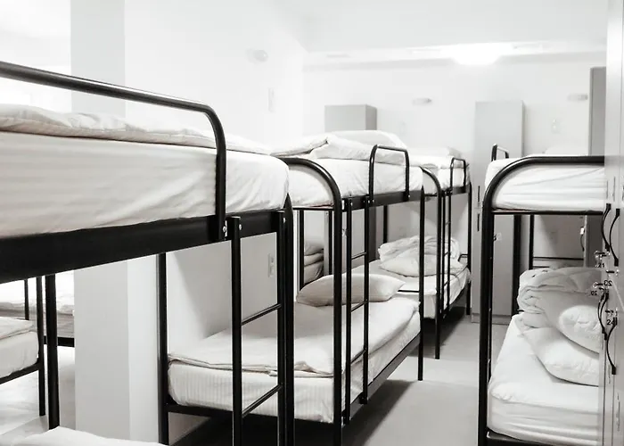 Hotel готельно-ресторанний комплекс традиція *