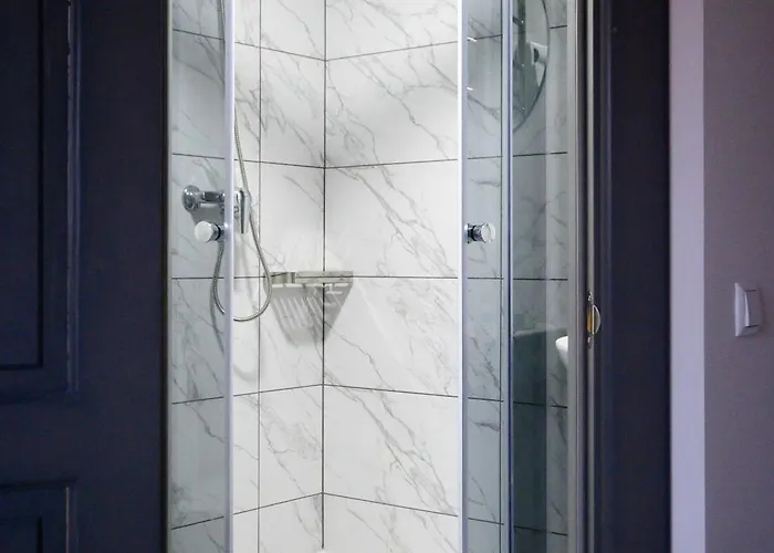 Hotel готельно-ресторанний комплекс традиція