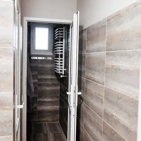 Hotel готельно-ресторанний комплекс традиція Pystan