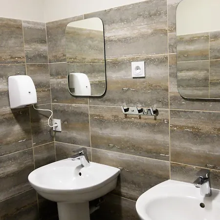 готельно-ресторанний комплекс традиція Hotel *